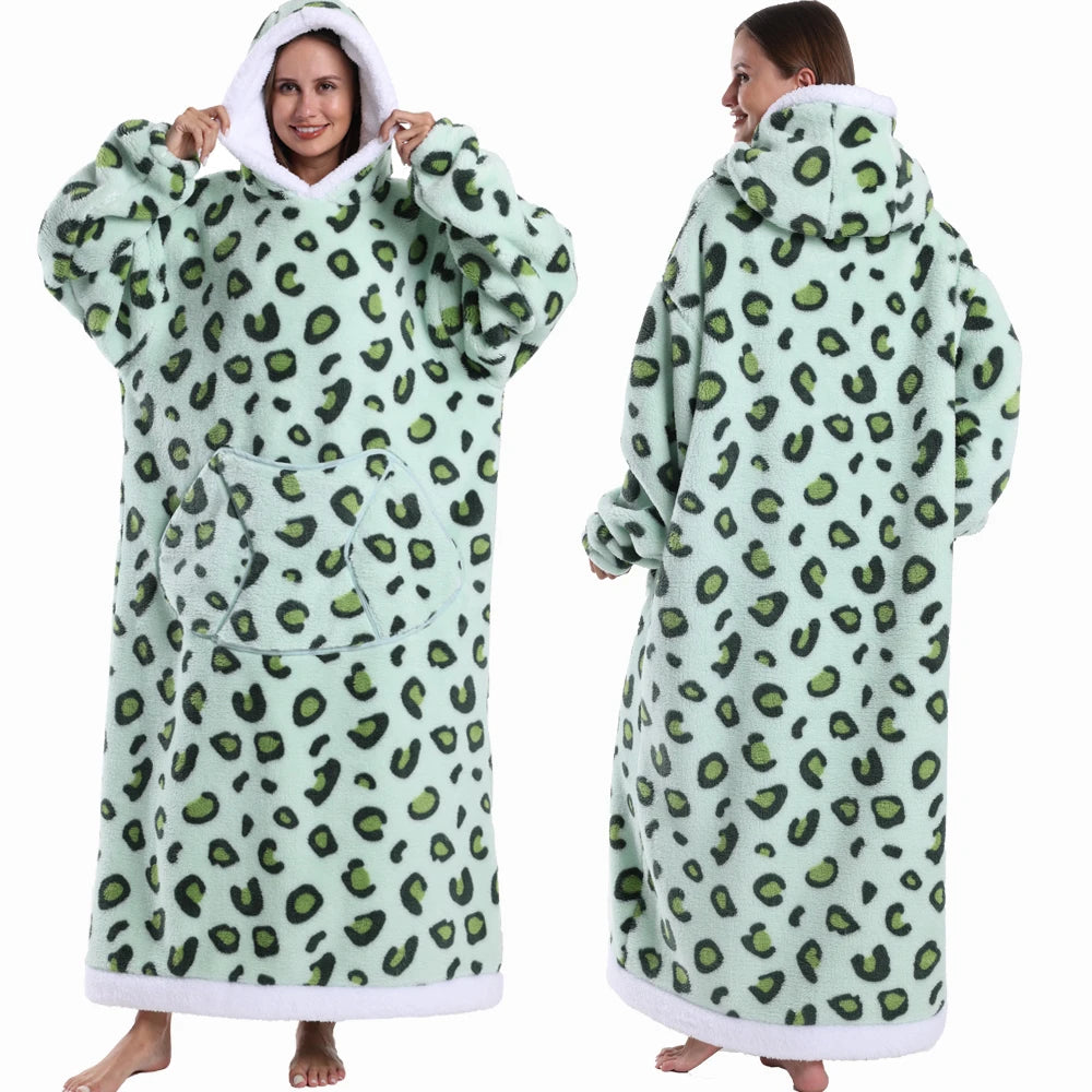 Extra Long Women Halloween Blankets with Sleeves Winter Plush Fleece Homewear Christmas Pajamas Adult Warm Oversized Hoodies
